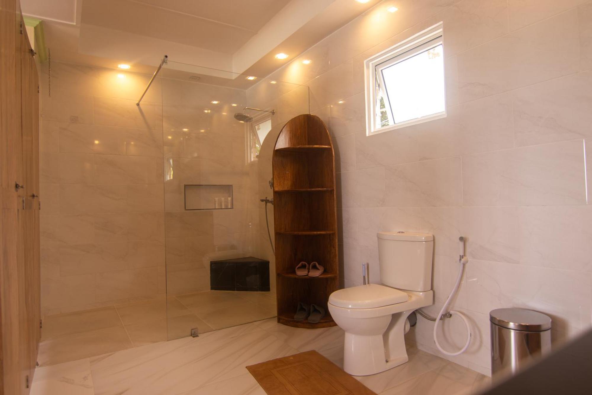 Azamat Self-Catering Apartment Pointe La Rue Exterior photo